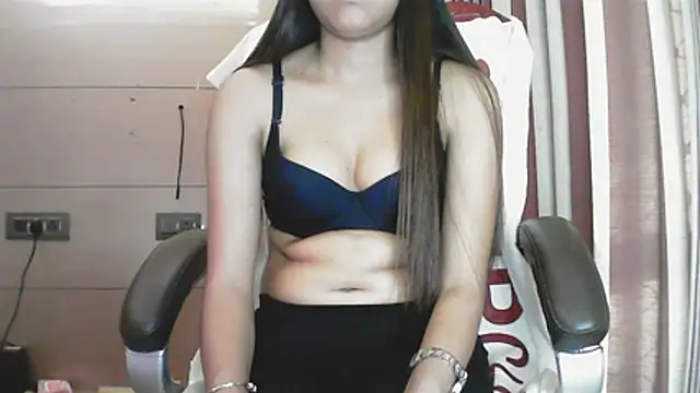 collage hoty online show from January 12, 3:23 am