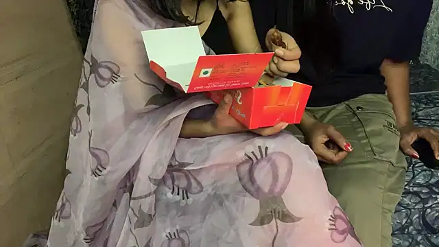 Snapshot of mystical_zara chatting on February 4, 2:43 pm mystical zara online show from February 4, 2:43 pm