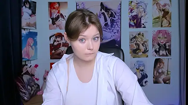 nikole kitt online show from February 17, 7:42 pm