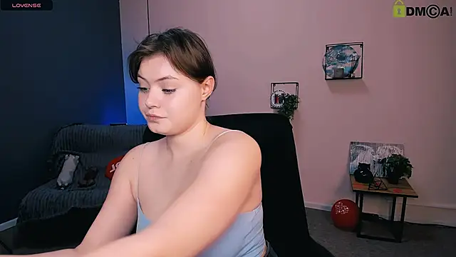 nikole kitt online show from March 8, 7:53 pm