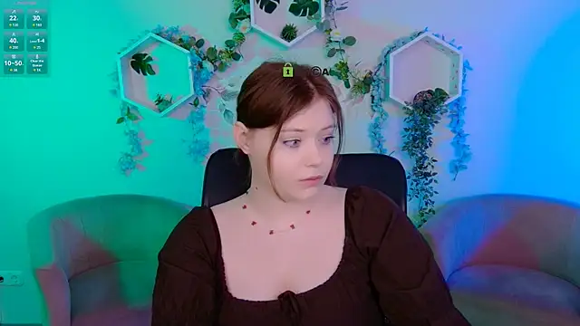 Snapshot of nikole_kitt chatting on June 22, 6:49 pm nikole kitt online show from June 22, 6:49 pm