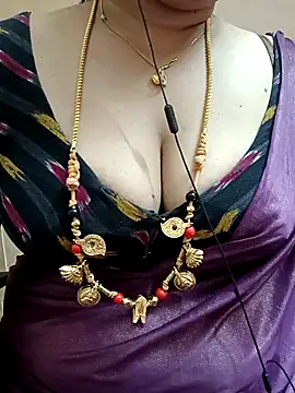 gaurika18 online show from March 2, 12:54 pm