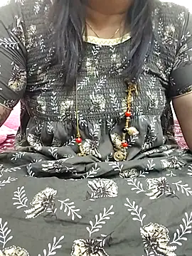 gaurika18 online show from October 27, 10:47 pm