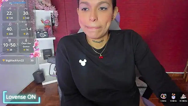 Snapshot of samantha_simur chatting on January 19, 1:00 am samantha simur online show from January 19, 1:00 am
