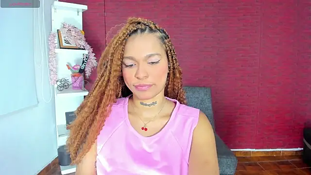 Snapshot of samantha_simur chatting on February 4, 3:33 am samantha simur online show from February 4, 3:33 am