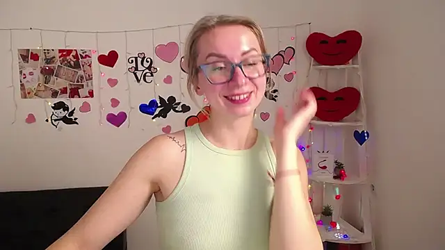 VasilisaSii online show from February 3, 9:30 am