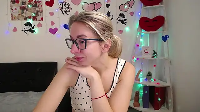 VasilisaSii online show from February 5, 6:24 am