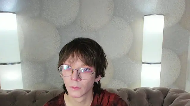 Snapshot of TommieH chatting on January 24, 5:21 am TommieH online show from January 24, 5:21 am