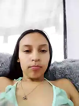 Snapshot of emma_ambar chatting on December 1, 8:53 pm emma ambar online show from December 1, 8:53 pm