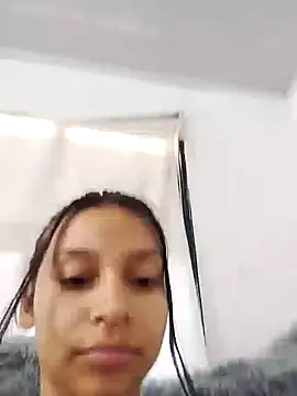 Snapshot of emma_ambar chatting on December 4, 8:40 pm emma ambar online show from December 4, 8:40 pm