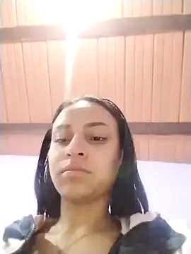 Snapshot of emma_ambar chatting on February 12, 12:27 am emma ambar online show from February 12, 12:27 am