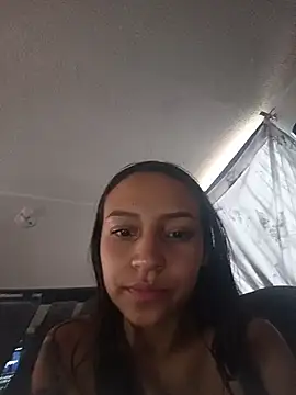 emma ambar online show from November 13, 4:39 pm