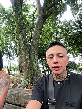 Snapshot of _PhillipBrown chatting on December 31, 1:52 pm PhillipBrown online show from December 31, 1:52 pm