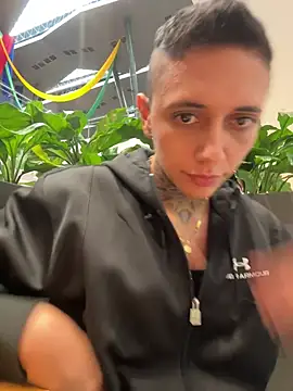 Snapshot of _PhillipBrown chatting on February 12, 8:40 pm PhillipBrown online show from February 12, 8:40 pm