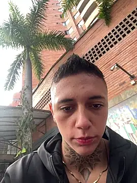 Snapshot of _PhillipBrown chatting on March 4, 1:49 pm PhillipBrown online show from March 4, 1:49 pm