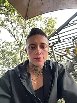 Snapshot of _PhillipBrown chatting on March 21, 1:45 pm PhillipBrown online show from March 21, 1:45 pm