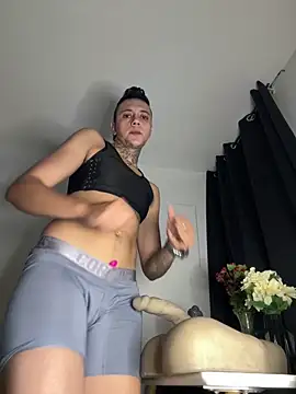 Snapshot of _PhillipBrown chatting on February 17, 11:50 am PhillipBrown online show from February 17, 11:50 am