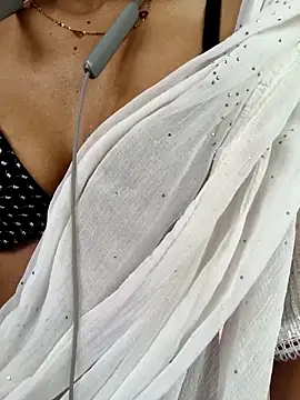 Miakhalifatamil online show from February 11, 3:44 am