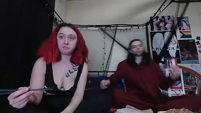 NovaLove2002 online show from January 6, 4:04 am