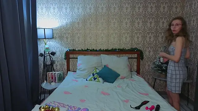 Snapshot of Lill_Mary chatting on December 16, 3:00 am Lill Mary online show from December 16, 3:00 am