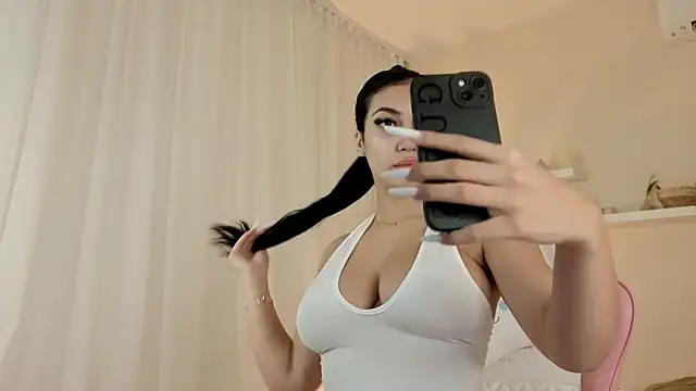 Snapshot of BetsyGonzale chatting on July 11, 3:31 am BetsyGonzale online show from July 11, 3:31 am
