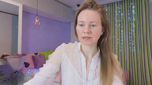 Snapshot of JanePearl chatting on January 7, 9:46 pm JanePearl online show from January 7, 9:46 pm