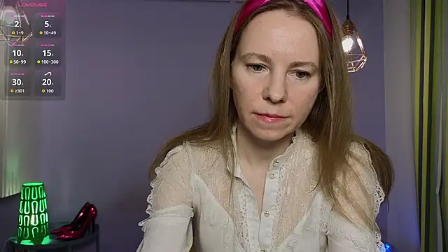 Snapshot of JanePearl chatting on January 14, 8:47 pm JanePearl online show from January 14, 8:47 pm