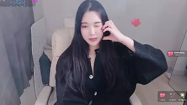 who Lilly online show from November 26, 1:01 pm