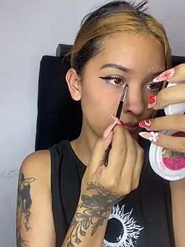 baby lizy online show from January 2, 8:35 pm