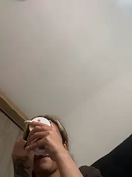 baby lizy online show from September 12, 8:31 pm