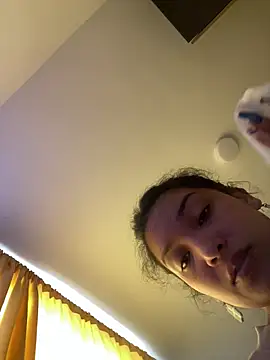 baby lizy online show from November 5, 8:53 pm