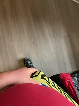 lescoquin2215 online show from October 9, 9:40 am