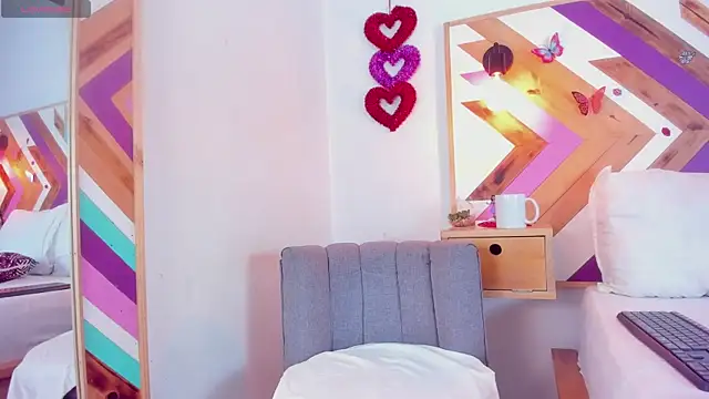 Katia Wilson online show from March 30, 7:26 pm