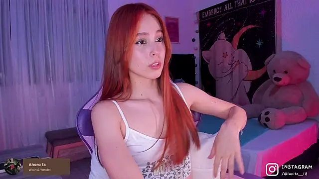 Snapshot of alice_guerin_ chatting on September 28, 1:00 am alice guerin  online show from September 28, 1:00 am