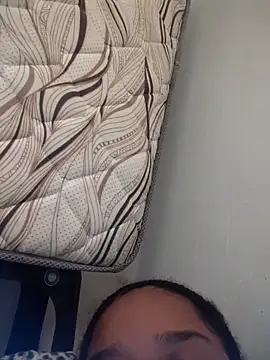 vic pretynhaa online show from April 7, 11:10 am