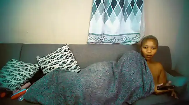 GoldenPussyXOXO online show from December 22, 1:55 am