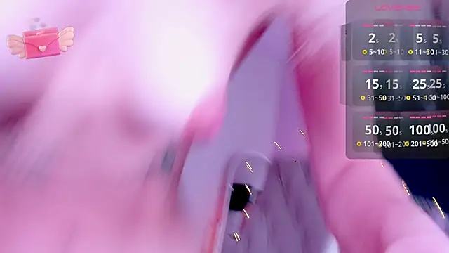 Snapshot of _Ravenaa chatting on December 6, 1:44 pm  Ravenaa online show from December 6, 1:44 pm