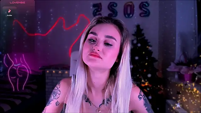 Snapshot of _Ravenaa chatting on January 10, 2:34 pm  Ravenaa online show from January 10, 2:34 pm