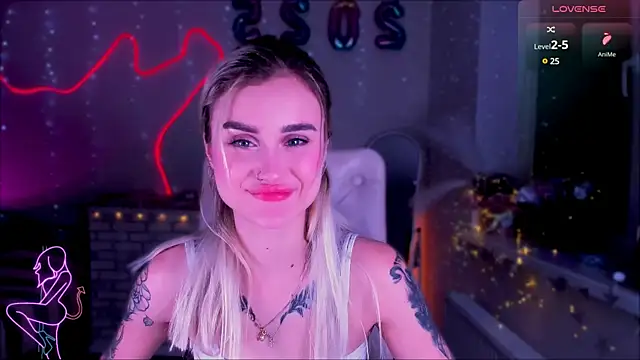 Snapshot of _Ravenaa chatting on January 26, 6:48 pm  Ravenaa online show from January 26, 6:48 pm