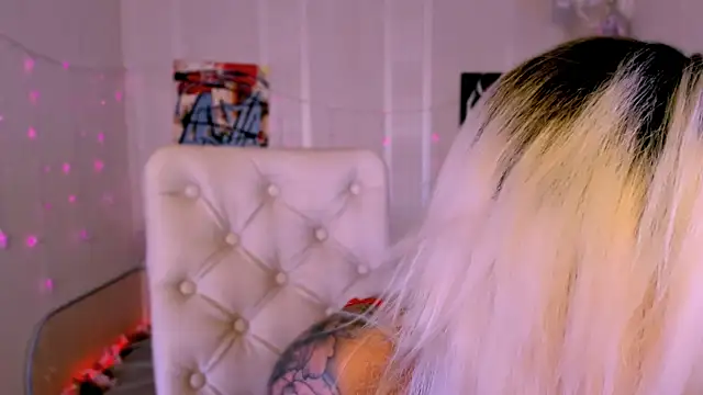 Snapshot of _Ravenaa chatting on October 11, 9:30 am  Ravenaa online show from October 11, 9:30 am