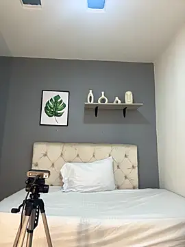 Soe Lara online show from November 18, 10:31 am