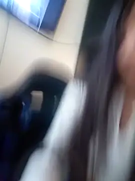 Catalehia Milk online show from March 23, 7:07 pm