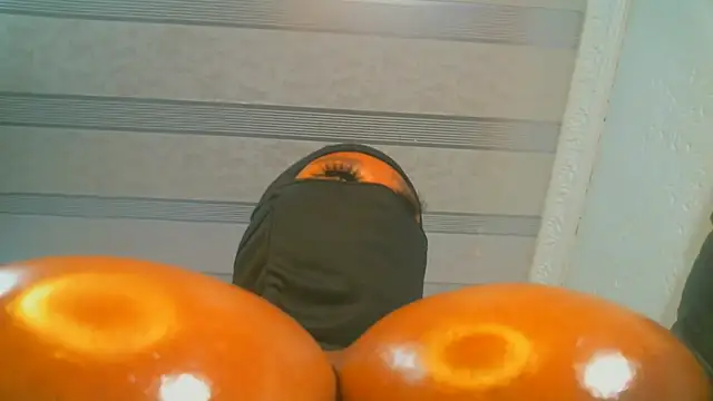 Snapshot of XPanther_24 chatting on February 3, 10:21 pm XPanther 24 online show from February 3, 10:21 pm