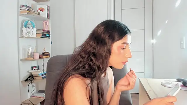 danna davis18 online show from June 12, 9:46 pm