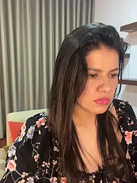 Snapshot of Alice_Biel chatting on January 28, 9:50 pm Alice Biel online show from January 28, 9:50 pm