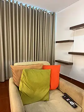 Snapshot of Alice_Biel chatting on January 31, 9:26 pm Alice Biel online show from January 31, 9:26 pm