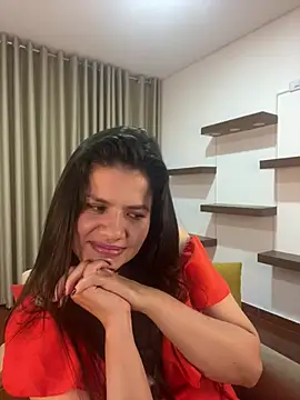 Snapshot of Alice_Biel chatting on February 12, 2:03 am Alice Biel online show from February 12, 2:03 am