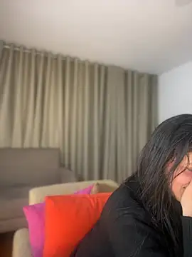 Snapshot of Alice_Biel chatting on May 24, 1:54 am Alice Biel online show from May 24, 1:54 am