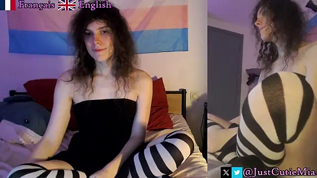 JustCutieMia online show from November 7, 7:03 pm