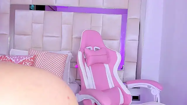 isabella gomez11 online show from January 16, 8:36 pm